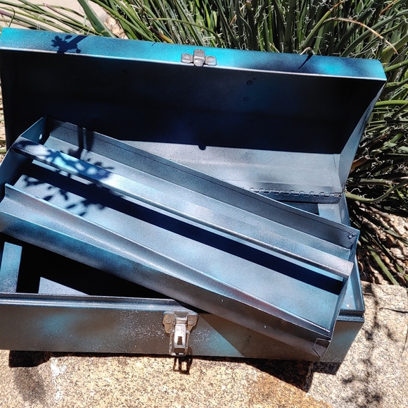 Tool Box - Picture 3 of 3